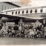 1963-School-picture-at-Schiphol-airport